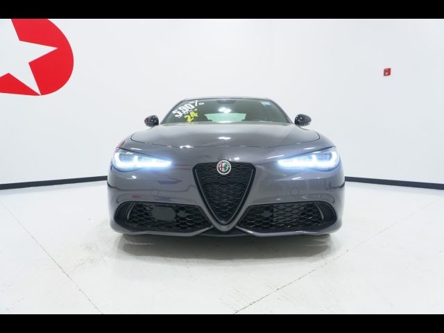 2024 Alfa Romeo Giulia Base