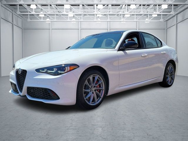 2024 Alfa Romeo Giulia Base