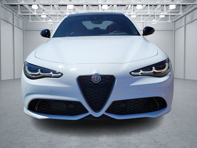 2024 Alfa Romeo Giulia Base