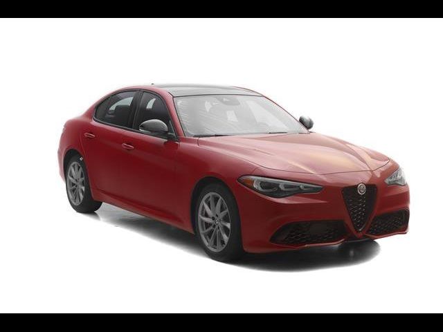 2024 Alfa Romeo Giulia Base