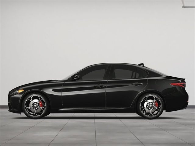 2024 Alfa Romeo Giulia Competizione