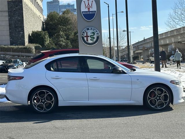 2024 Alfa Romeo Giulia Ti