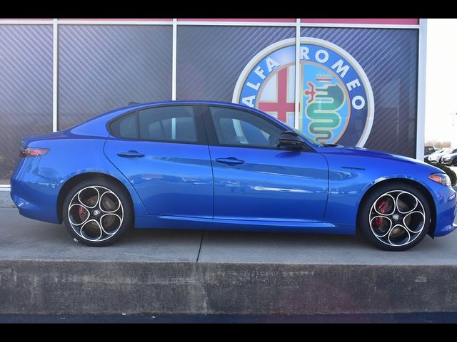 2024 Alfa Romeo Giulia Competizione