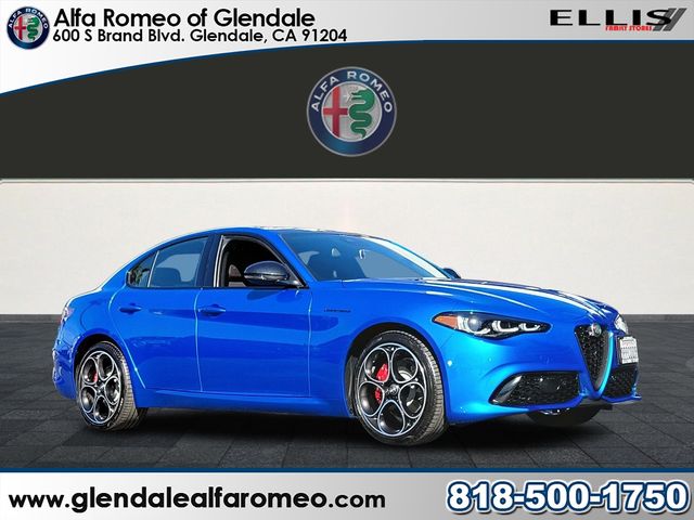 2024 Alfa Romeo Giulia Competizione