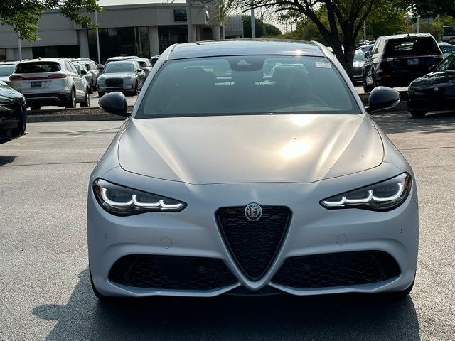 2024 Alfa Romeo Giulia Competizione