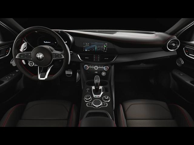 2024 Alfa Romeo Giulia Competizione