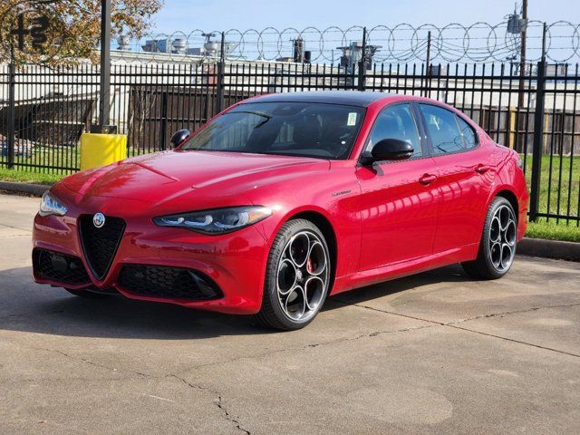 2024 Alfa Romeo Giulia Competizione