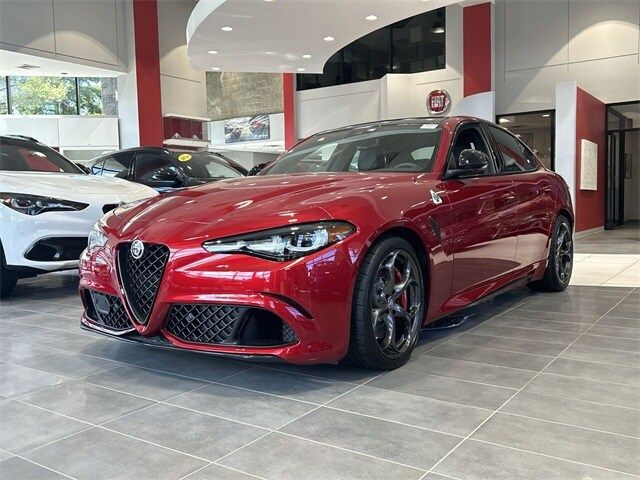 2024 Alfa Romeo Giulia Quadrifoglio