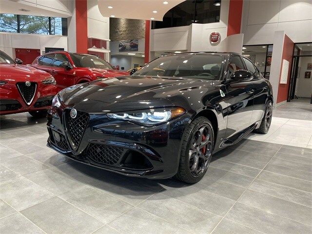 2024 Alfa Romeo Giulia Quadrifoglio