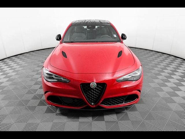 2024 Alfa Romeo Giulia Quadrifoglio