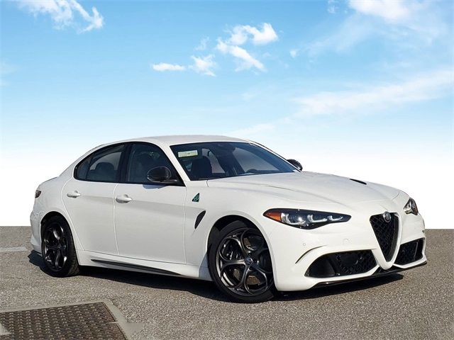 2024 Alfa Romeo Giulia Quadrifoglio Supersport