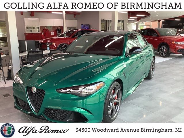 2024 Alfa Romeo Giulia Quadrifoglio