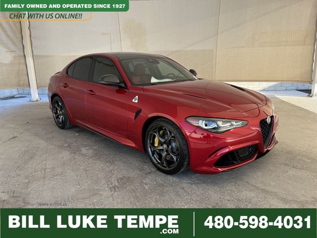 2024 Alfa Romeo Giulia Quadrifoglio Carbon