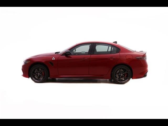 2024 Alfa Romeo Giulia Quadrifoglio