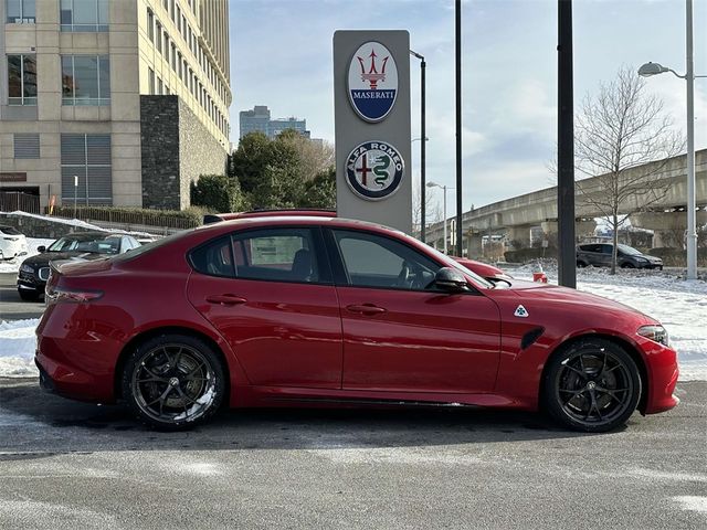 2024 Alfa Romeo Giulia Quadrifoglio