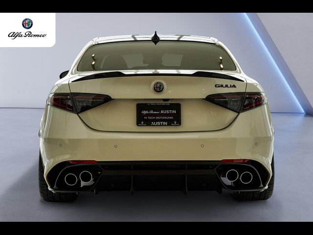 2024 Alfa Romeo Giulia Quadrifoglio Supersport