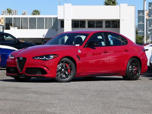 2024 Alfa Romeo Giulia Quadrifoglio