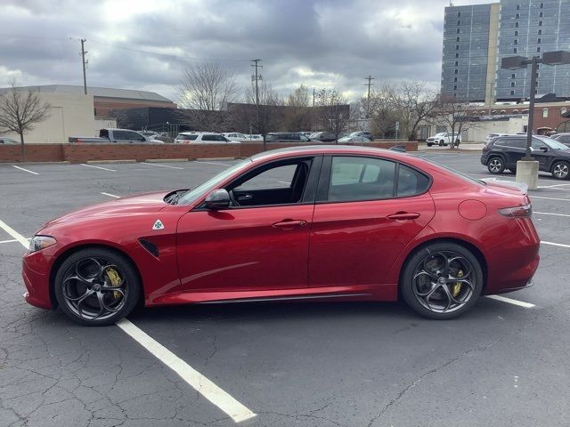 2024 Alfa Romeo Giulia Quadrifoglio Carbon