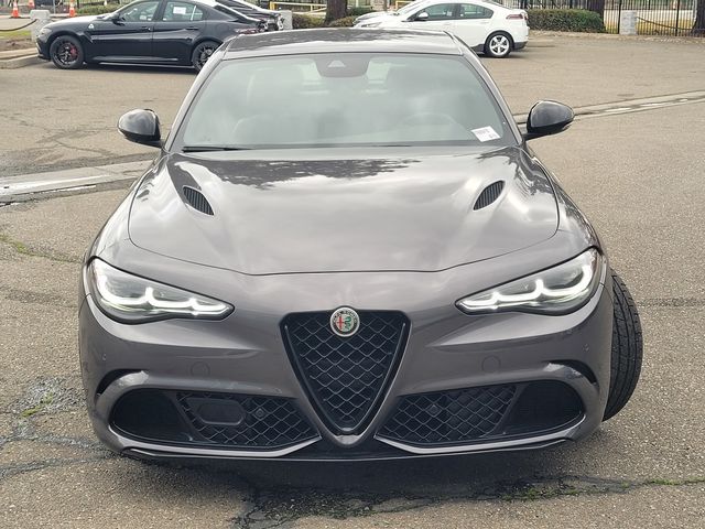 2024 Alfa Romeo Giulia Quadrifoglio