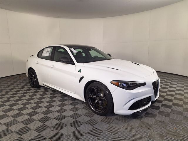 2024 Alfa Romeo Giulia Quadrifoglio Supersport