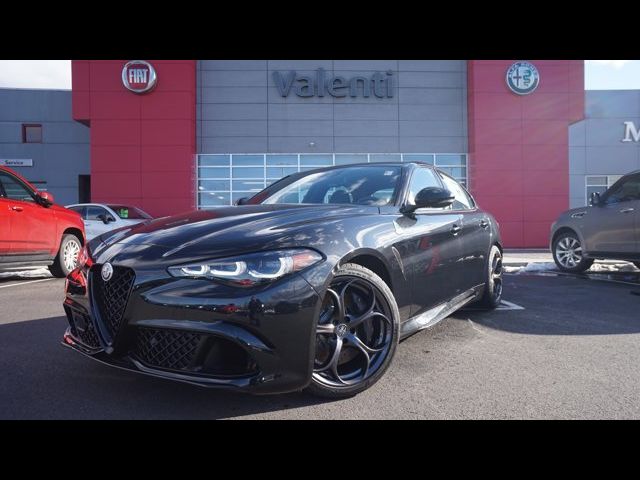 2024 Alfa Romeo Giulia Quadrifoglio