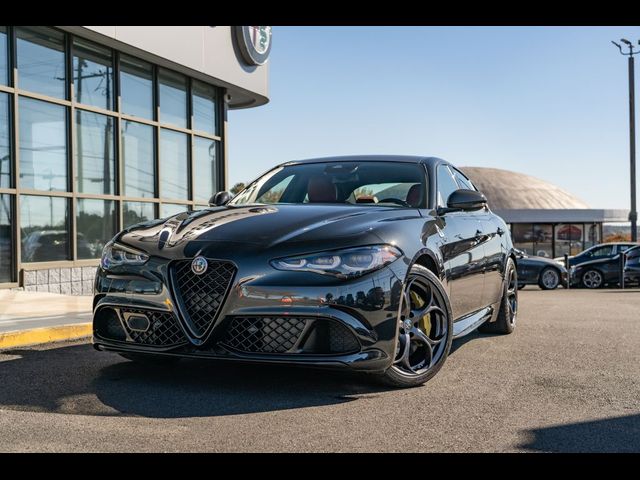 2024 Alfa Romeo Giulia Quadrifoglio Carbon