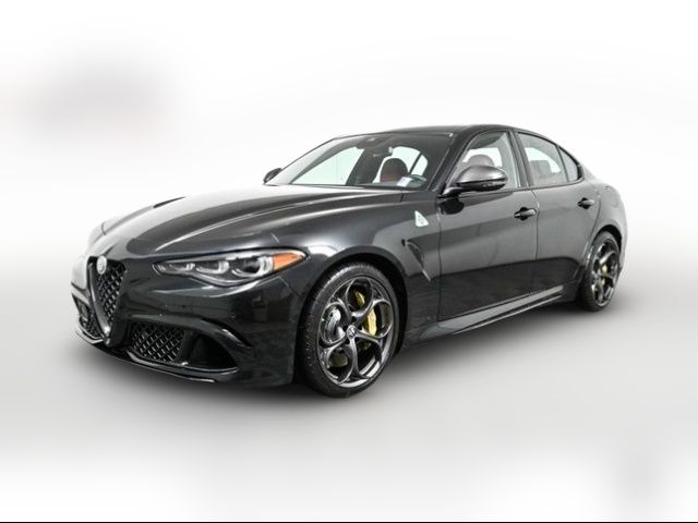 2024 Alfa Romeo Giulia Quadrifoglio Carbon