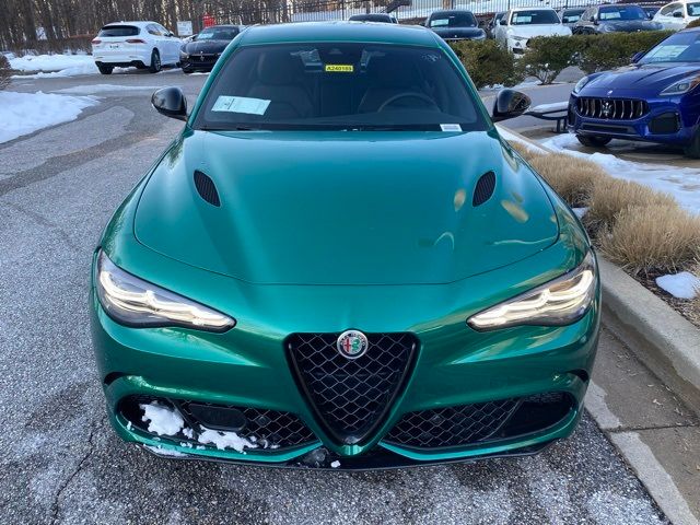 2024 Alfa Romeo Giulia Quadrifoglio