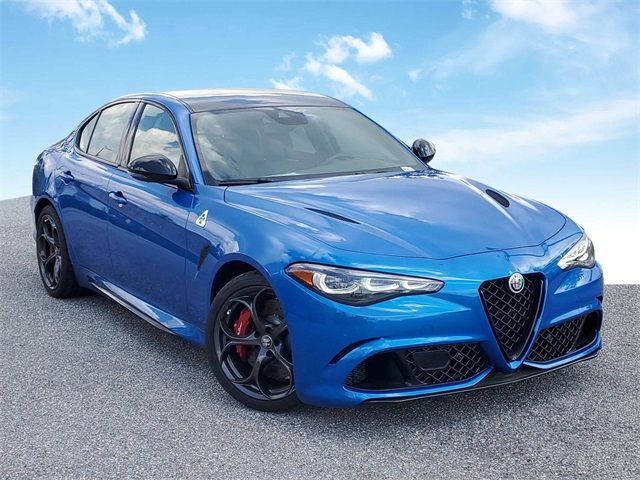 2024 Alfa Romeo Giulia Quadrifoglio