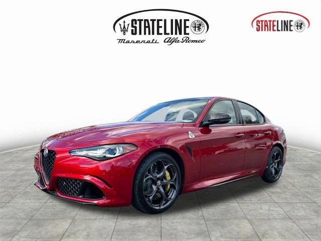 2024 Alfa Romeo Giulia Quadrifoglio Carbon