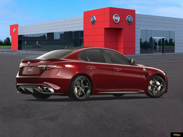 2024 Alfa Romeo Giulia Quadrifoglio Carbon