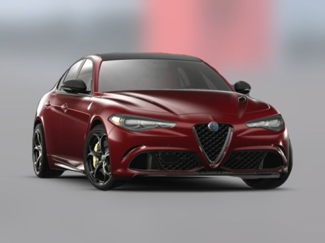 2024 Alfa Romeo Giulia Quadrifoglio Carbon