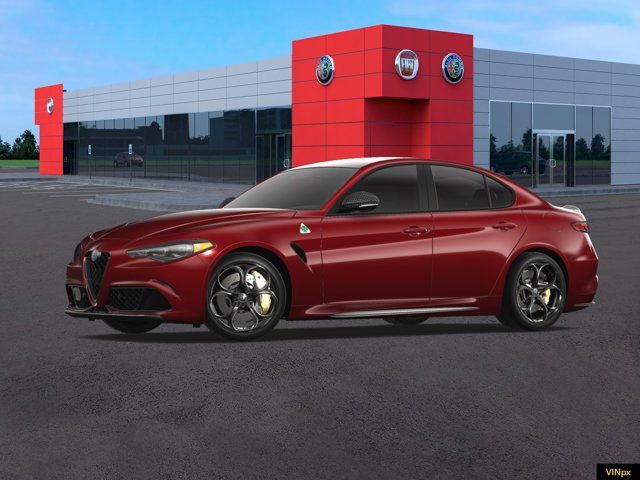 2024 Alfa Romeo Giulia Quadrifoglio Carbon