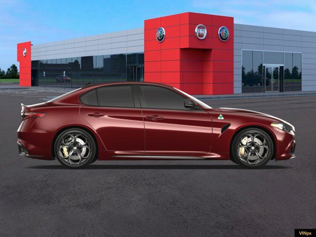 2024 Alfa Romeo Giulia Quadrifoglio Carbon