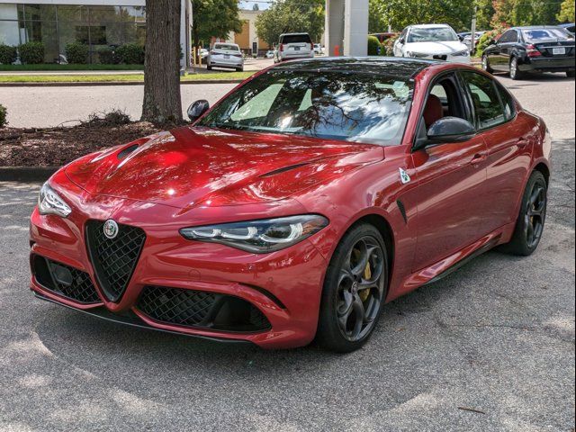 2024 Alfa Romeo Giulia Quadrifoglio Carbon