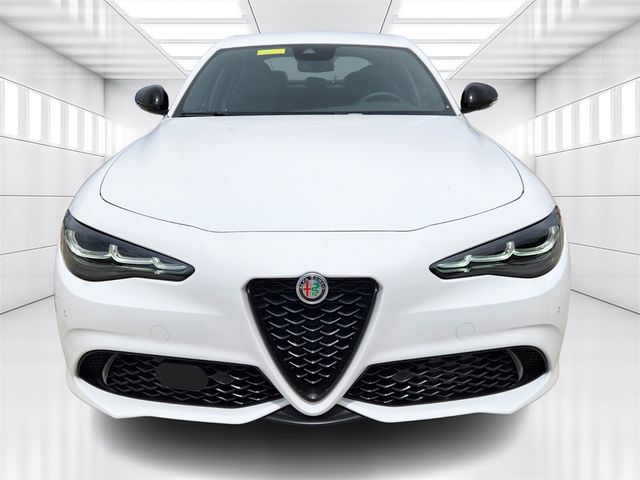 2024 Alfa Romeo Giulia Base