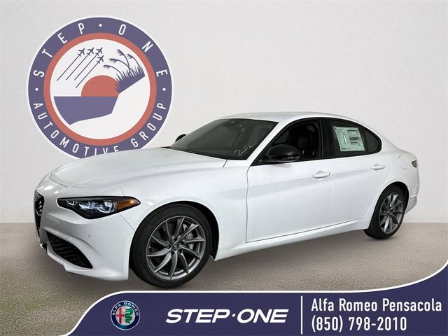 2024 Alfa Romeo Giulia Base