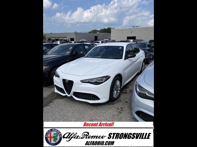 2024 Alfa Romeo Giulia Base