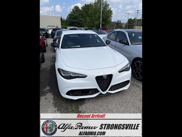 2024 Alfa Romeo Giulia Base