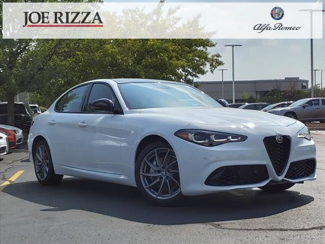 2024 Alfa Romeo Giulia Base