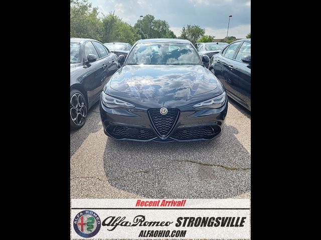 2024 Alfa Romeo Giulia Base