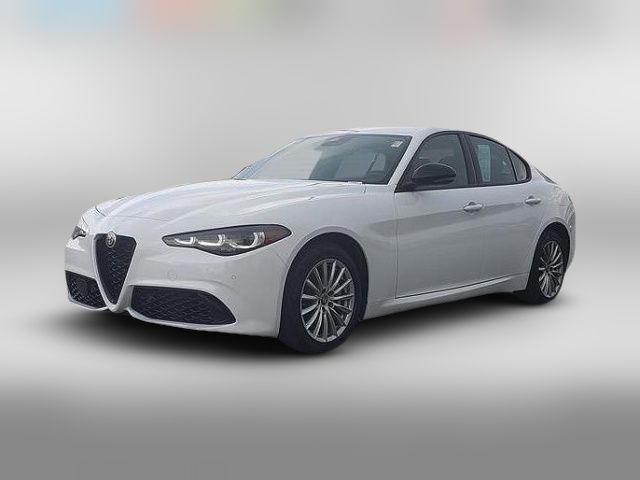 2024 Alfa Romeo Giulia Base