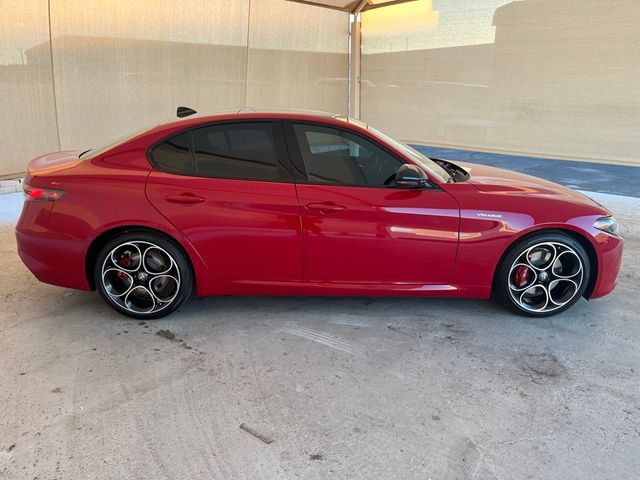 2024 Alfa Romeo Giulia Veloce