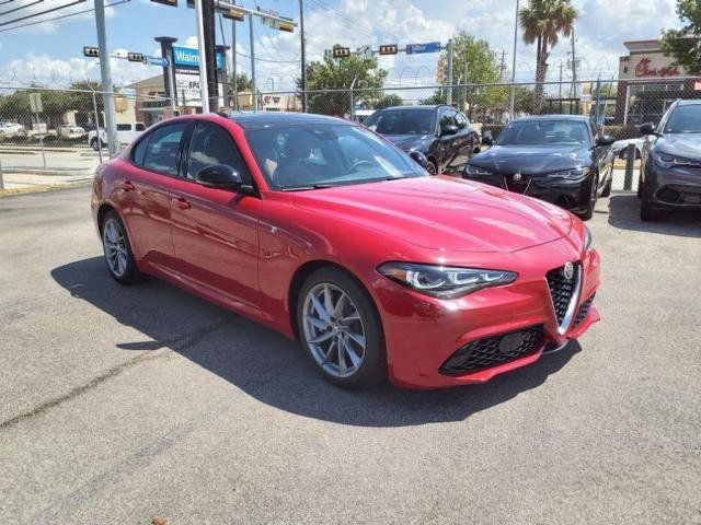 2024 Alfa Romeo Giulia Ti