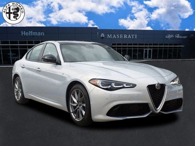 2024 Alfa Romeo Giulia Ti