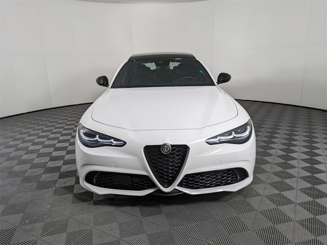 2024 Alfa Romeo Giulia Veloce