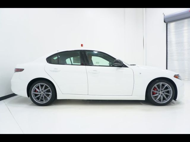 2024 Alfa Romeo Giulia Ti