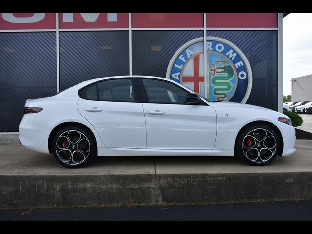 2024 Alfa Romeo Giulia Ti