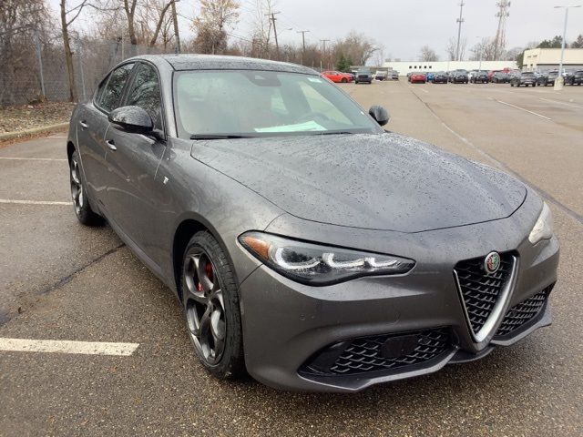 2024 Alfa Romeo Giulia Ti