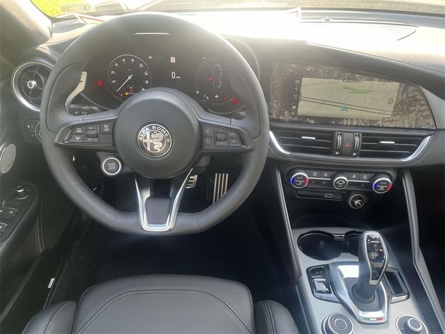 2024 Alfa Romeo Giulia Veloce